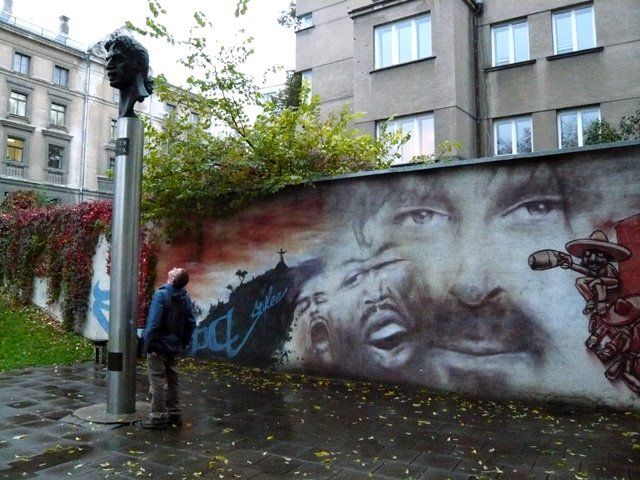 Zappa Monument